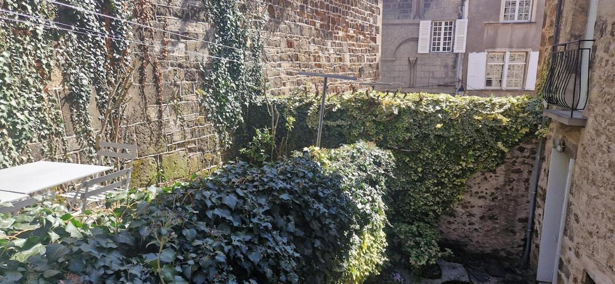 Appartement 120 M² Duplex Coeur Historique Au Calme Le Puy-en-Velay Dış mekan fotoğraf