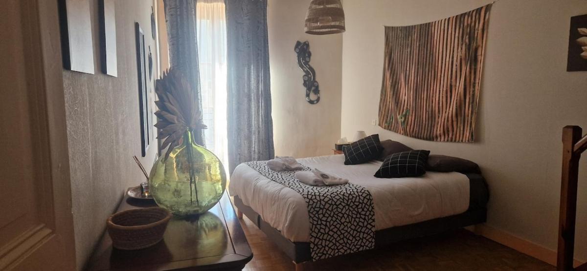 Appartement 120 M² Duplex Coeur Historique Au Calme Le Puy-en-Velay Dış mekan fotoğraf