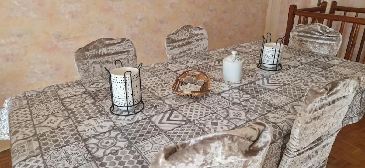 Appartement 120 M² Duplex Coeur Historique Au Calme Le Puy-en-Velay Dış mekan fotoğraf