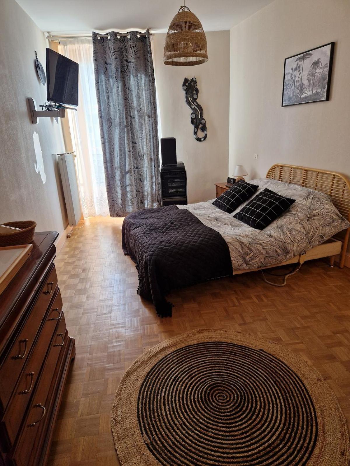 Appartement 120 M² Duplex Coeur Historique Au Calme Le Puy-en-Velay Dış mekan fotoğraf